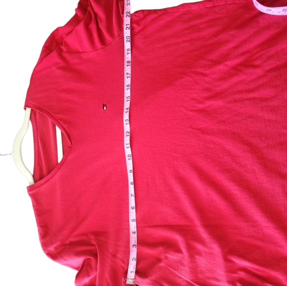 Tommy Hilfiger Red Tshirt - Picture 4 of 4